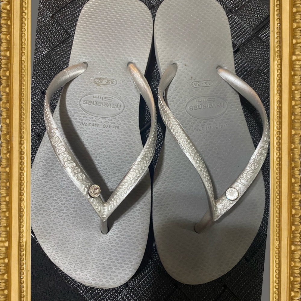 Havaianas silver flip flop
